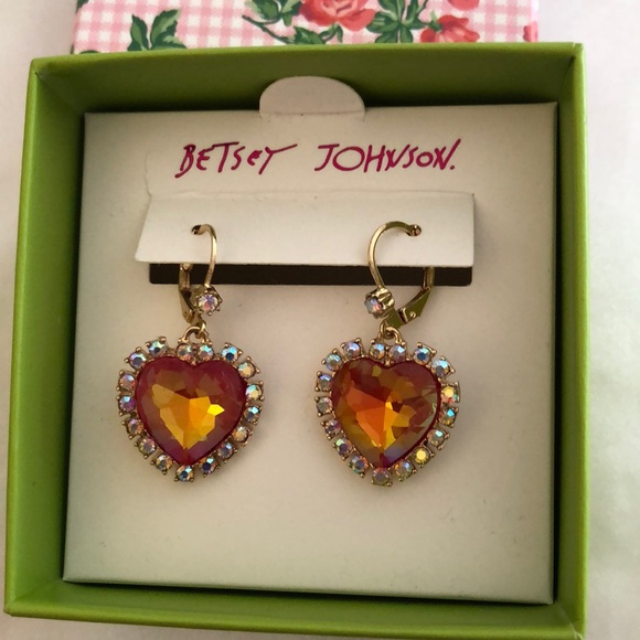 Betsey Johnson Gold Tone Pink Heart Drop Earrings Iridescent Crystal Accents NIB - Picture 7 of 11